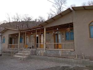 اقامتگاه بوم گردی سنگتراشان خرم آباد اقامتگاه بوم گردی سنگتراشان خرم آباد