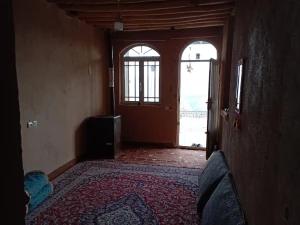 اقامتگاه بوم گردی سنگتراشان خرم آباد اقامتگاه بوم گردی سنگتراشان خرم آباد