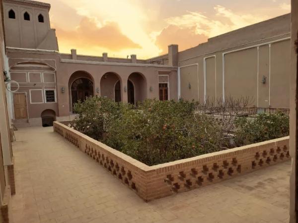 اقامتگاه سنتی سروش یزد اقامتگاه سنتی سروش یزد