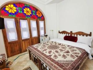 اقامتگاه سنتی اطلسی کاشان اقامتگاه سنتی اطلسی کاشان