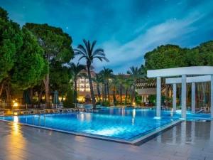 هتل آی سی گرین پالاس لارا آنتالیا هتل آی سی گرین پالاس لارا آنتالیا