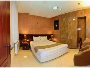 هتل آپارتمان آدینه مشهد هتل آپارتمان آدینه مشهد