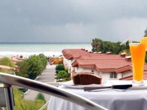 نمای بیرونی هتل مروارید خزر نور نمای بیرونی هتل مروارید خزر نور