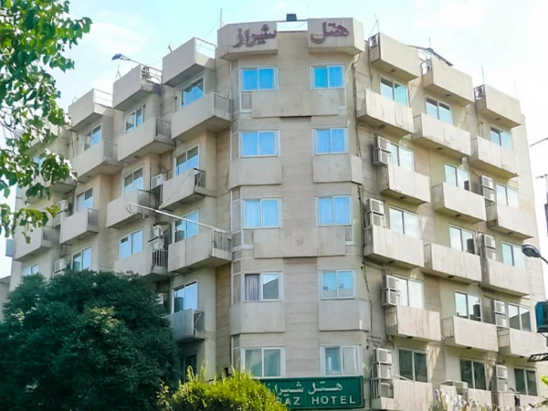 نمای بیرونی  هتل شیراز تهران