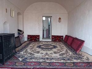 اقامتگاه بوم گردی زرین چاه سه قلعه سرایان اقامتگاه بوم گردی زرین چاه سه قلعه سرایان