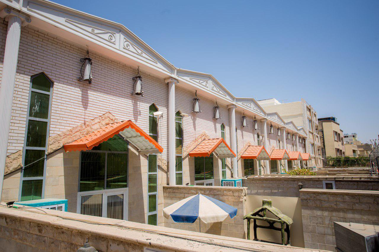 هتل آپارتمان هخامنشیان پارتاک اصفهان