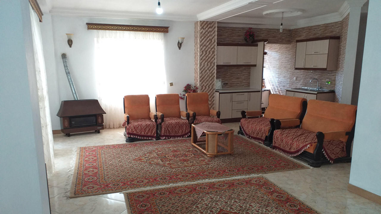 آپارتمان دو خوابه یاس طبقه اول چالوس 