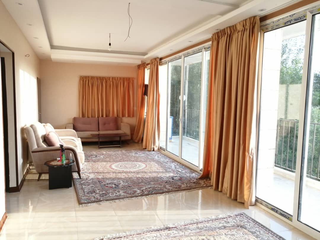 ویلا با چشم انداز زاینده رود 103 سامان