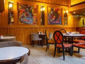 کافی شاپ هتل امیر تهران کافی شاپ هتل امیر تهران