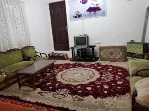 سوئیت عباسی فومن سوئیت عباسی فومن