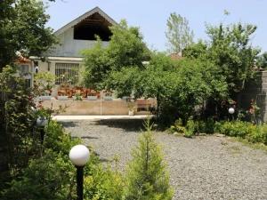 ویلا باغ روستایی امید لاهیجان ویلا باغ روستایی امید لاهیجان