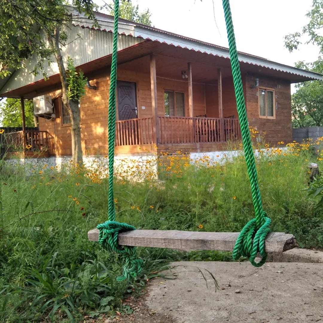 کلبه چوبی گل یاس ماسال