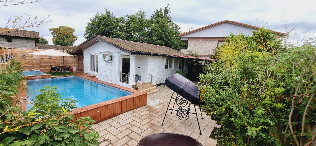 ویلا استخردار باران زیباکنار