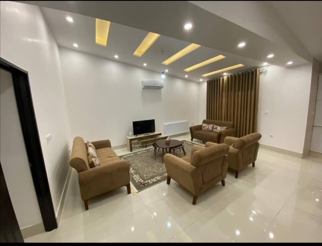 سوئیت جهان نما ساری 