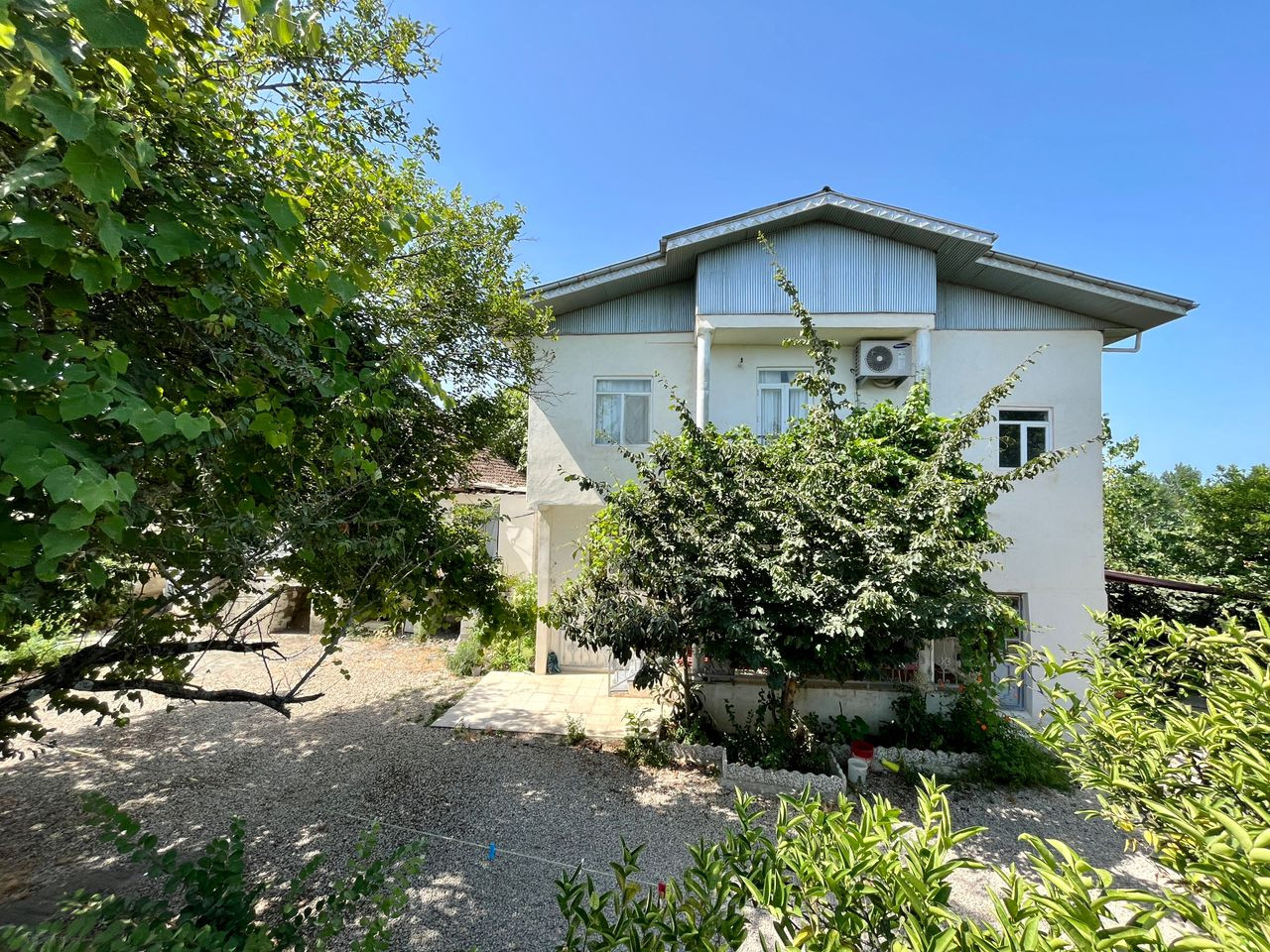 واحد یک خوابه درخشانی آستارا