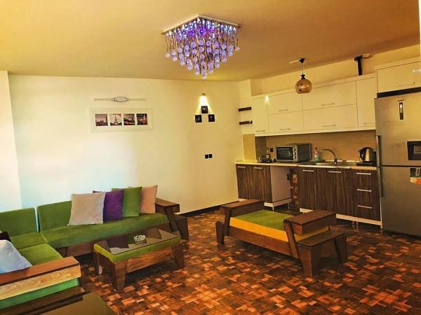 آپارتمان شیخ صدوق طبقه دوم اصفهان آپارتمان شیخ صدوق طبقه دوم اصفهان