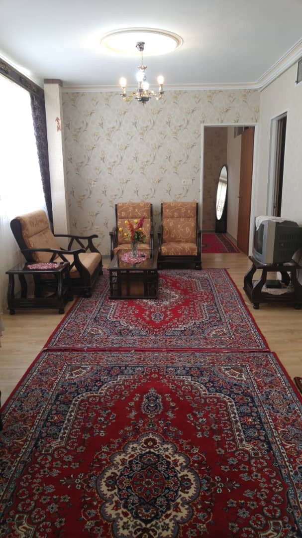 آپارتمان دو خوابه شیک جمشیدی همدان 