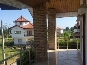 ويلا سه خوابه رویان ويلا سه خوابه رویان