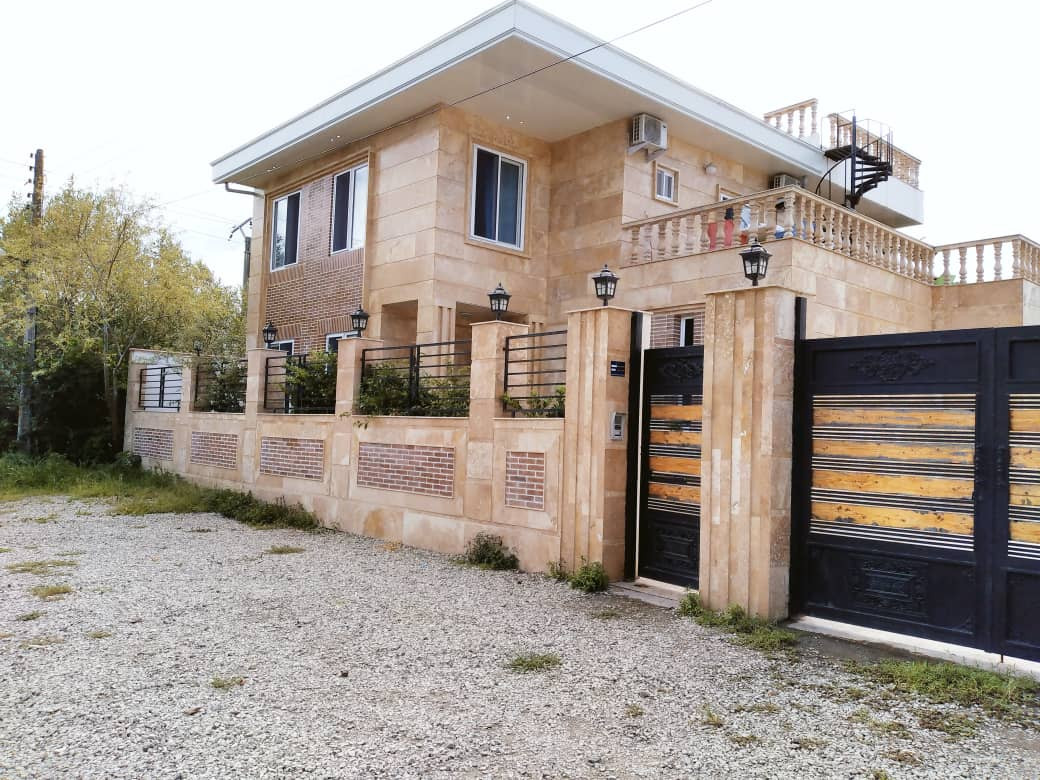 ویلا دوبلکس استخردار شمسی چالوس