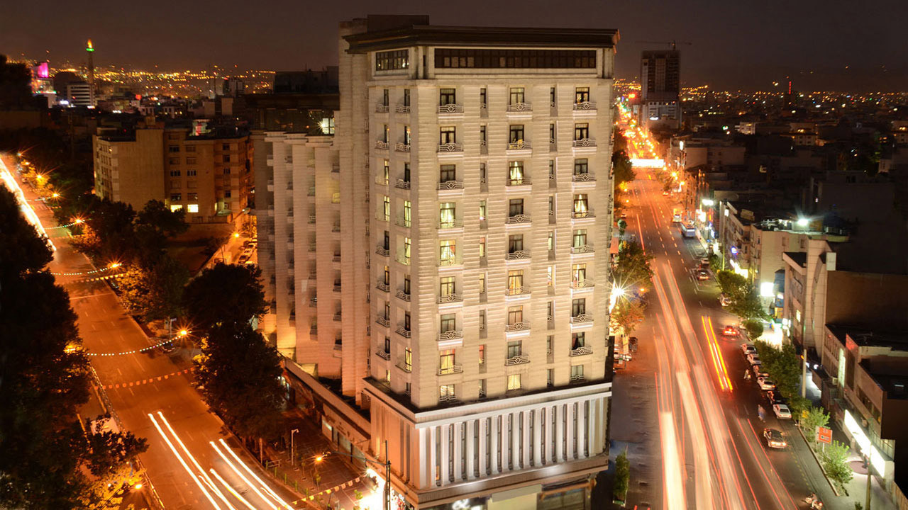 هتل بزرگ تهران