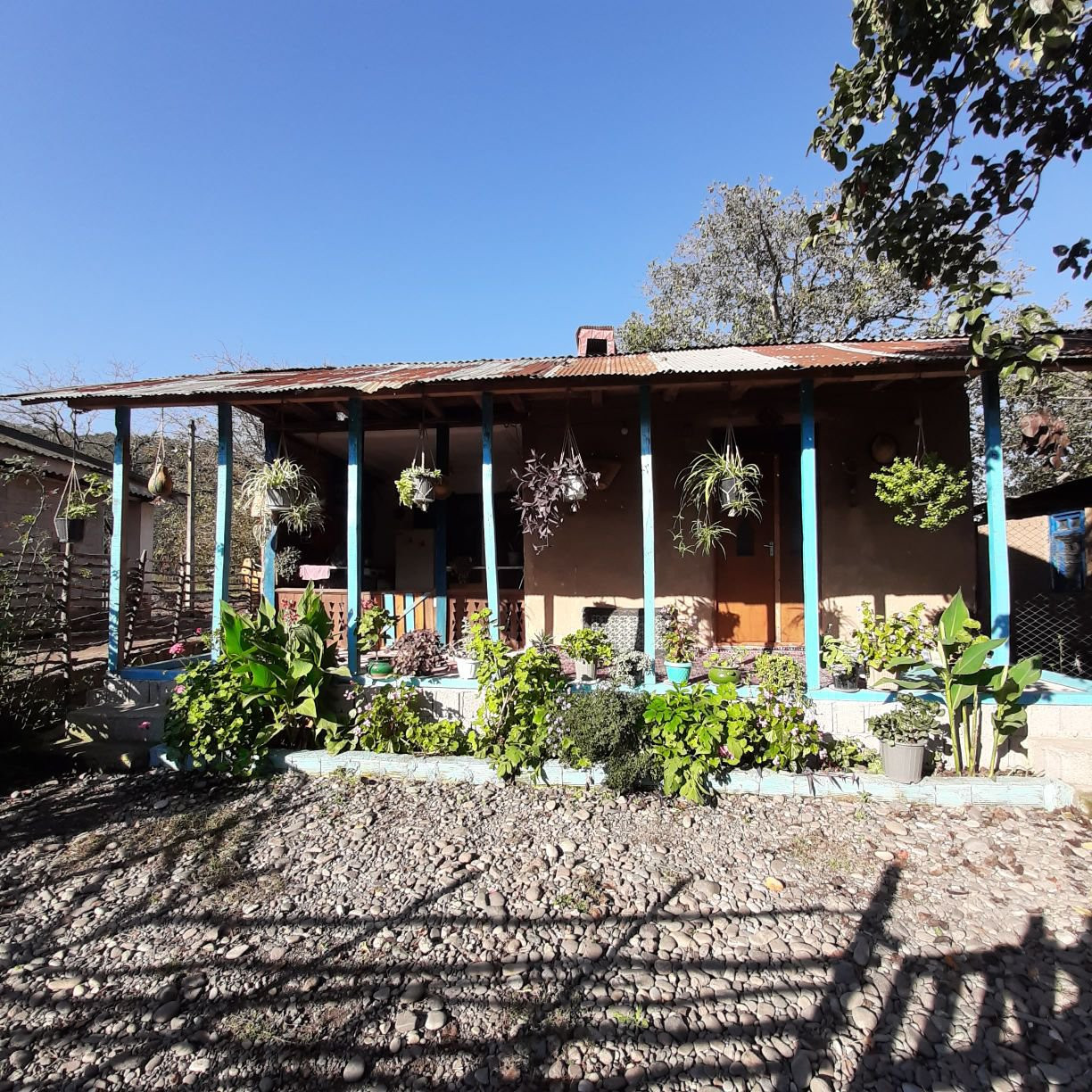 اقامتگاه بوم گردی شیرین و فرهاد رشت