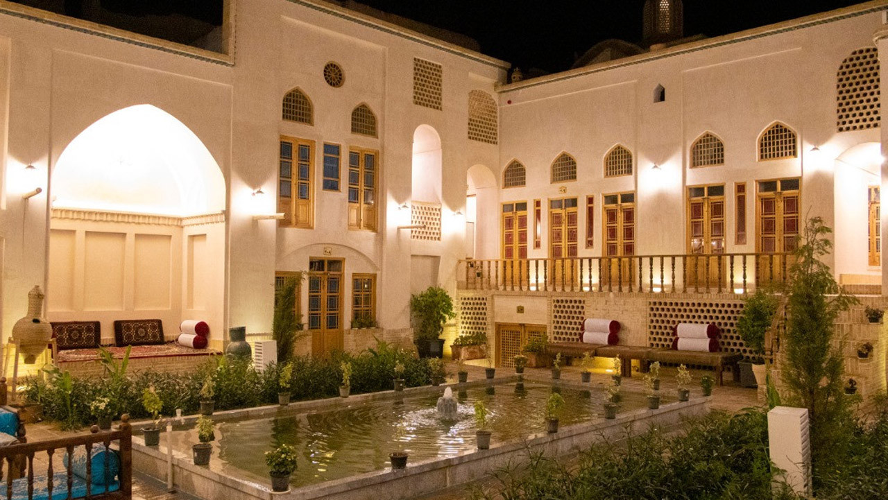 رزرو بهترین هتل های کاشان