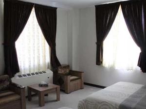 هتل سبز نیاسر هتل سبز نیاسر