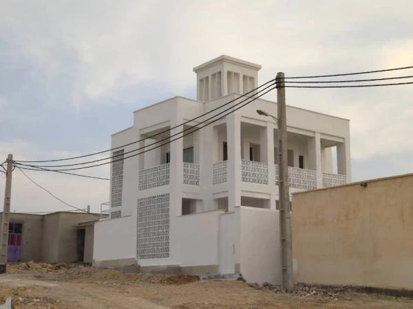 اقامتگاه بادگیر سفید هنگام اقامتگاه بادگیر سفید هنگام