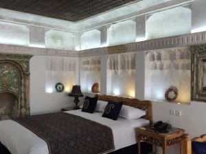 هتل سنتی ارغوان قزوین