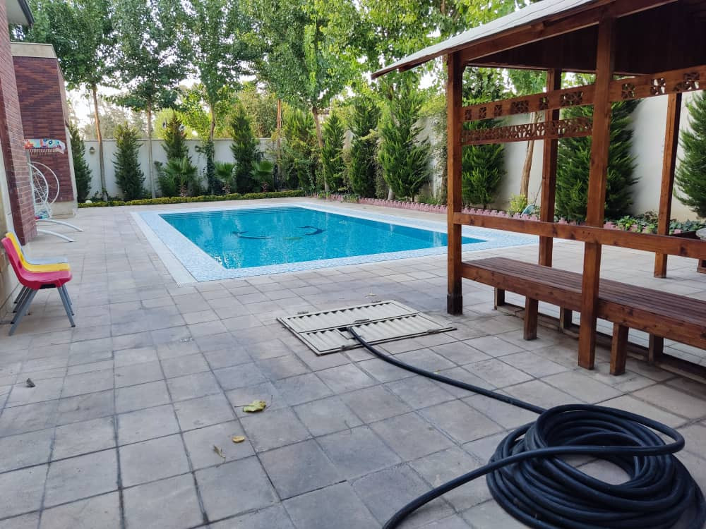 عمارت پدری کرج