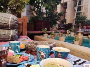 اقامتگاه سنتی ماه منیر شیراز اقامتگاه سنتی ماه منیر شیراز