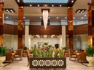 لابی  هتل بین الحرمین شیراز