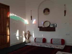 اقامتگاه بوم گردی دمیت آبپخش اقامتگاه بوم گردی دمیت آبپخش