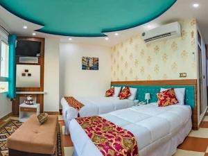 فضای داخلی هتل رخسار قشم فضای داخلی هتل رخسار قشم