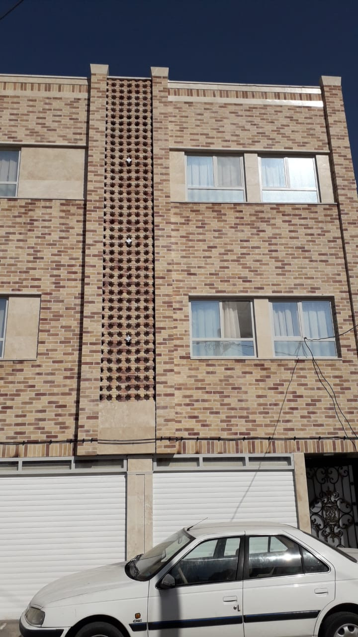 آپارتمان یک خوابه طبقه اول باران 1 یزد 