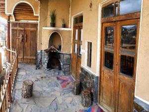 اقامتگاه بوم گردی آرامش برزک اقامتگاه بوم گردی آرامش برزک