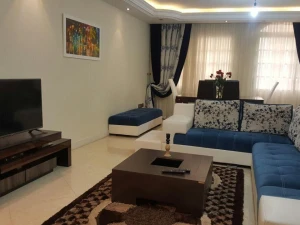 آپارتمان دو خوابه طبقه چهارم تجریش آپارتمان دو خوابه طبقه چهارم تجریش