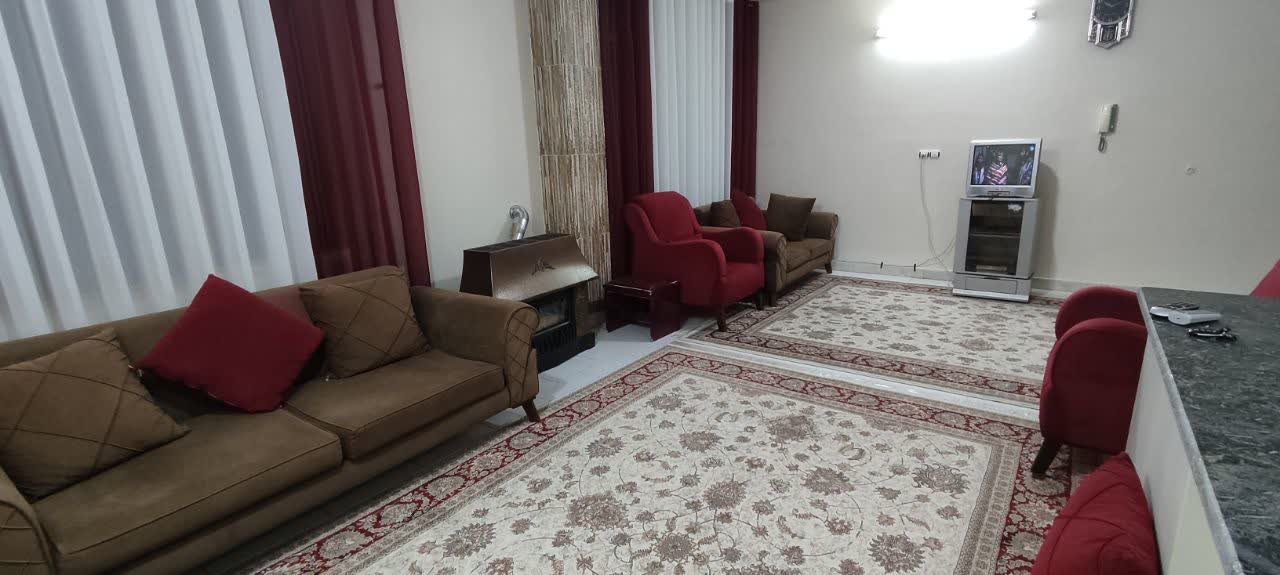 آپارتمان دوخوابه هشت بهشت گلزار1 اصفهان 