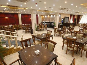 رستوران  هتل آماتیس تهران
