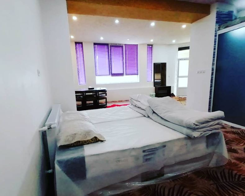 اقامتگاه بوم گردی باغ طبیعت شیرکوه تفت