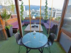 کافی شاپ هتل آپارتمان طوبی تهران کافی شاپ هتل آپارتمان طوبی تهران