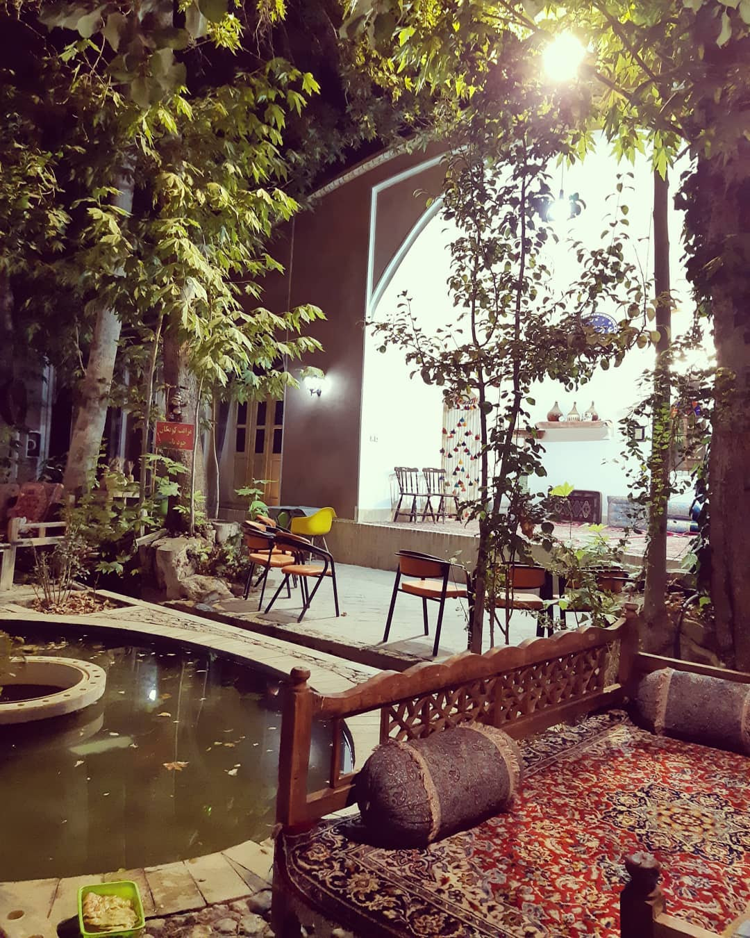 اقامتگاه بوم گردی عمارت صدر مهریز یزد