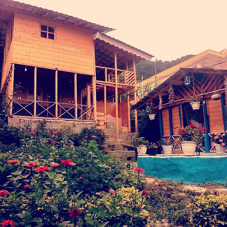 اقامتگاه بوم گردی یادگار دوست تنکابن