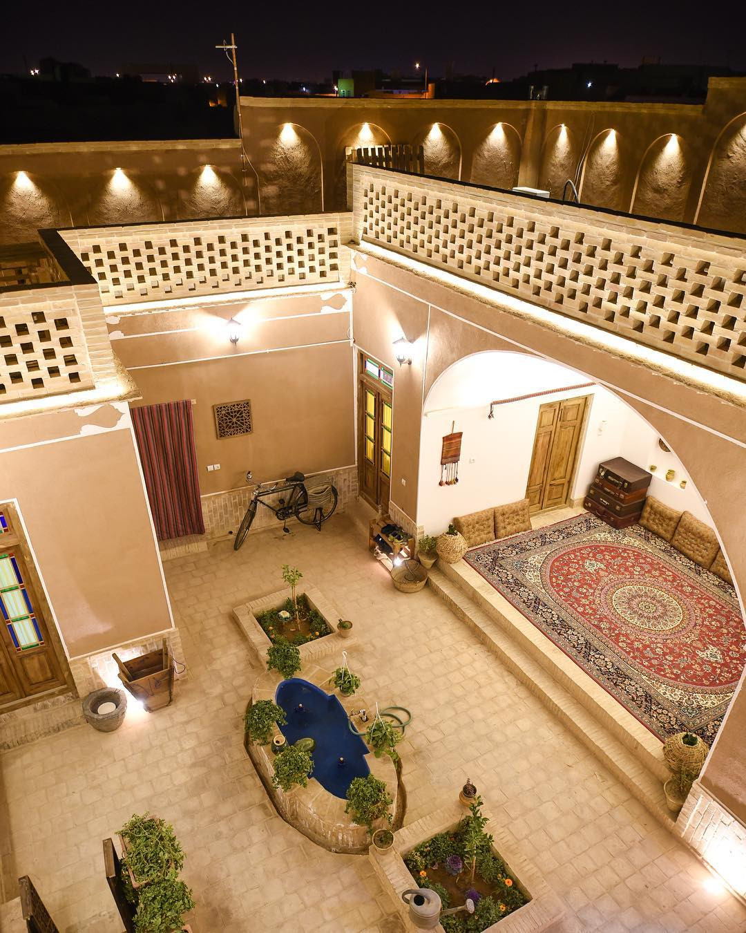 اقامتگاه سنتی پسین یزد