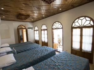 اقامتگاه بوم گردی عمارت خورشید پردیسان اقامتگاه بوم گردی عمارت خورشید پردیسان