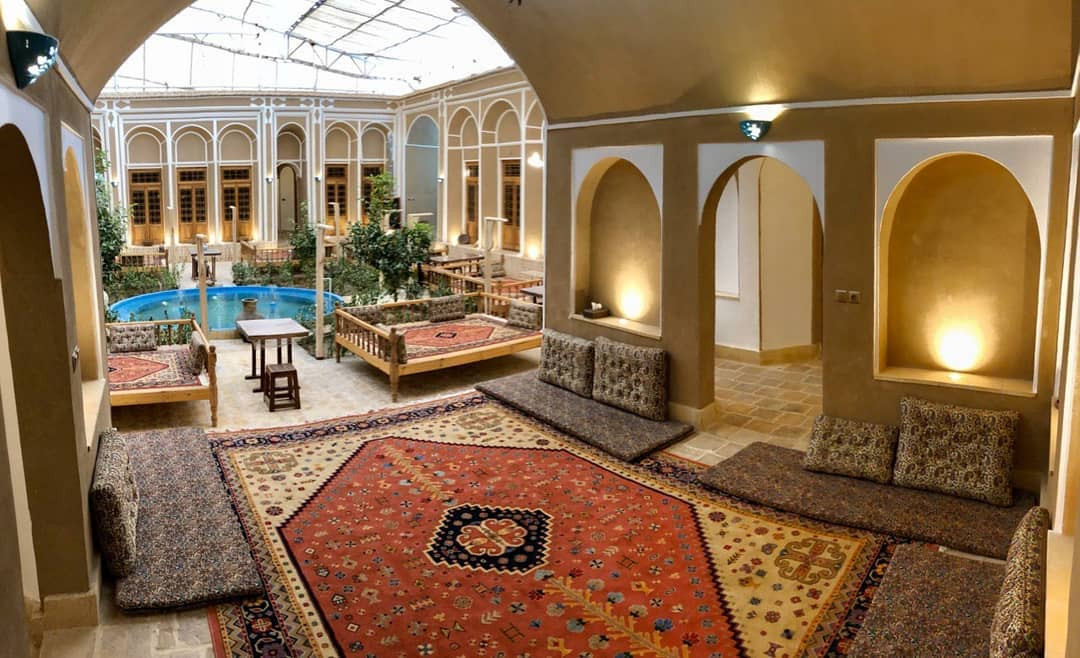 اقامتگاه بوم گردی فرافر مهریز یزد