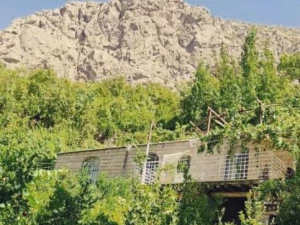 اقامتگاه بوم گردی ارغوان داریان پاوه اقامتگاه بوم گردی ارغوان داریان پاوه