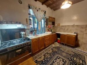 خانه سرسبز دیلانشین پل سفید خانه سرسبز دیلانشین پل سفید