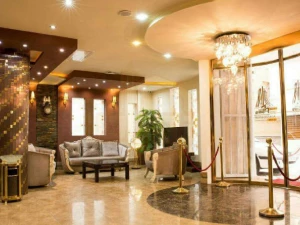 لابی  هتل آپارتمان مشاهیر مشهد