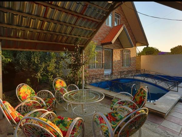 ویلا دوبلکس دوخوابه استخردار گلها کردان ویلا دوبلکس دوخوابه استخردار گلها کردان